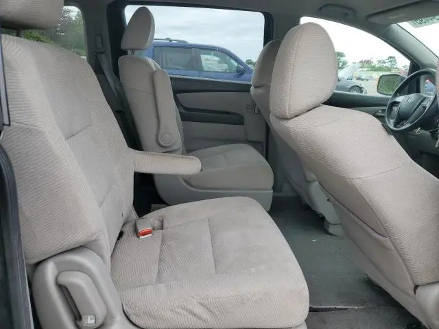 2011 HONDA ODYSSEY LX  