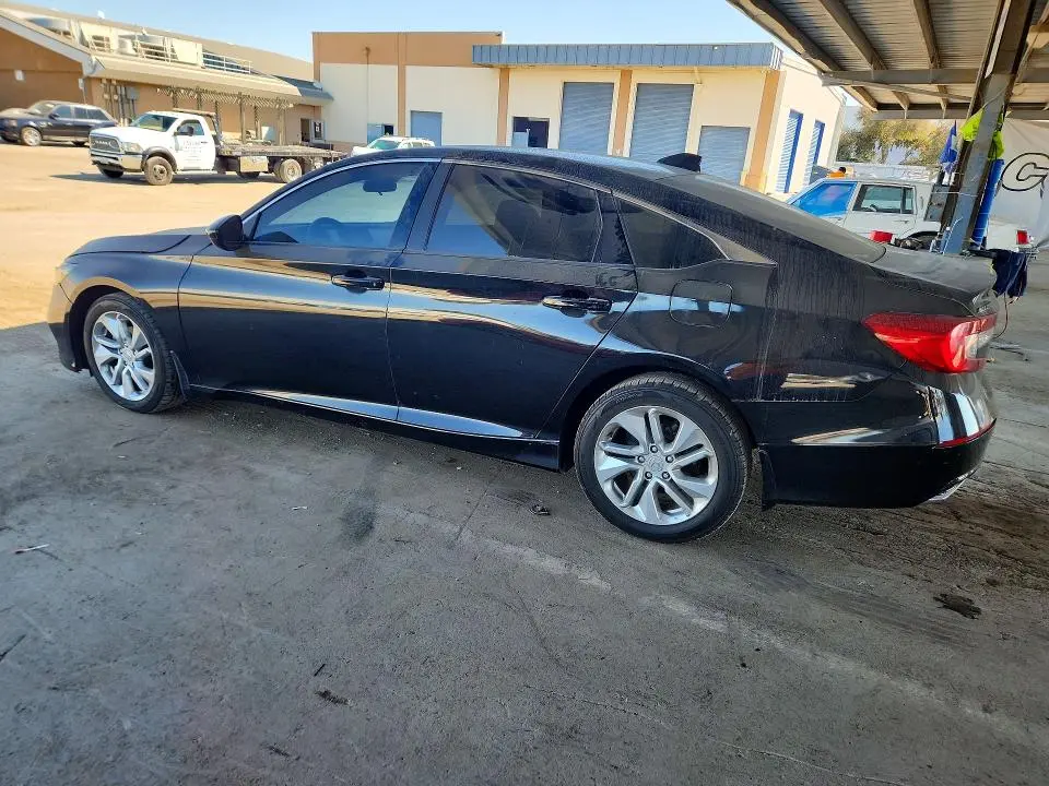 2018 HONDA ACCORD LX  