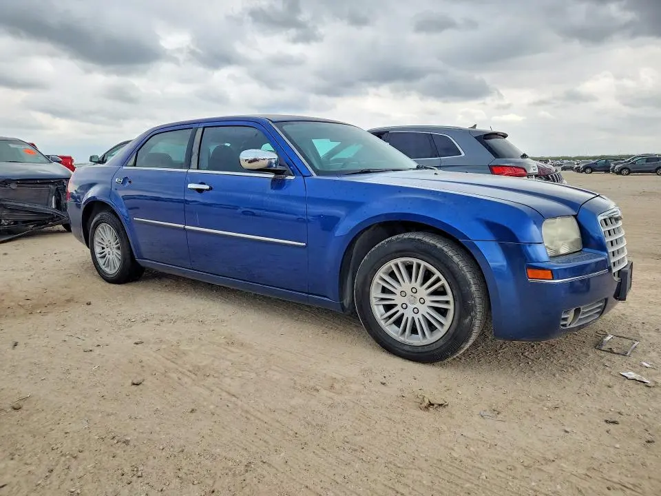 2010 CHRYSLER 300 TOURING  