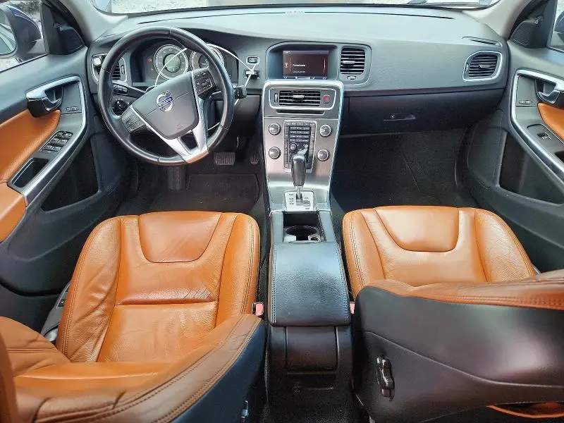 2012 VOLVO S60 T5  