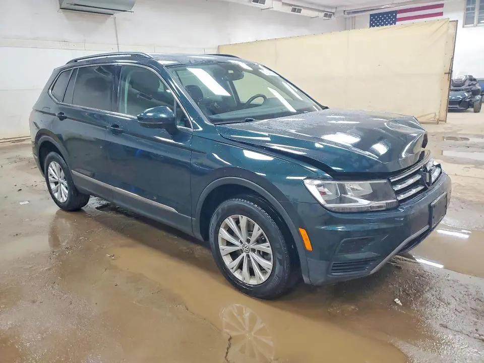 2018 VOLKSWAGEN TIGUAN SE  