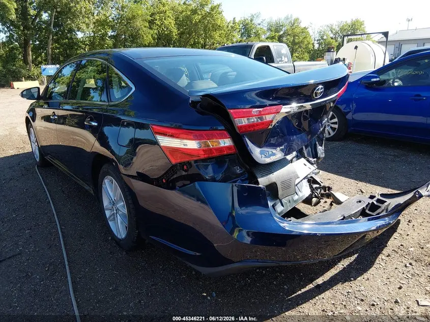 2013 TOYOTA AVALON XLE