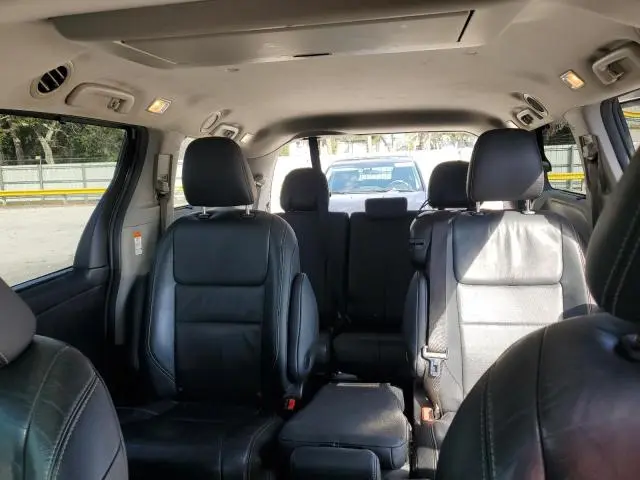 2015 TOYOTA SIENNA SPORT  