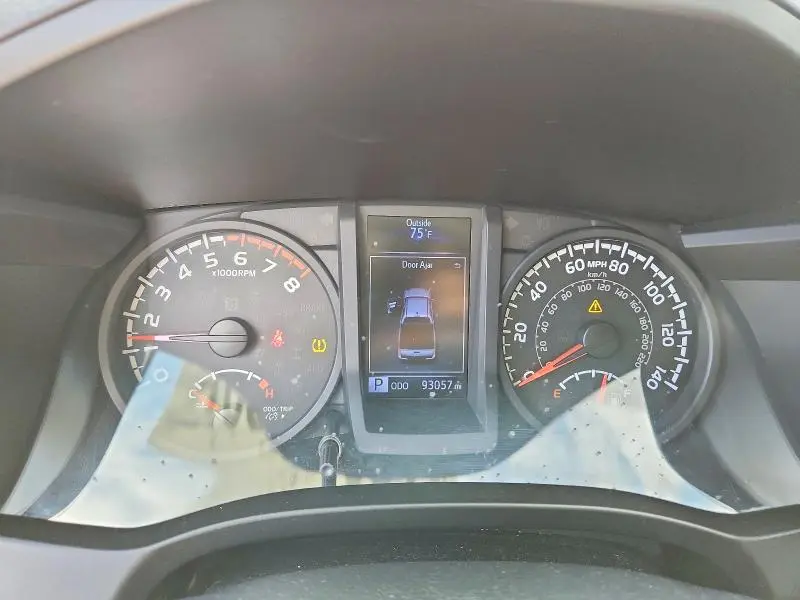 2019 TOYOTA TACOMA SR  