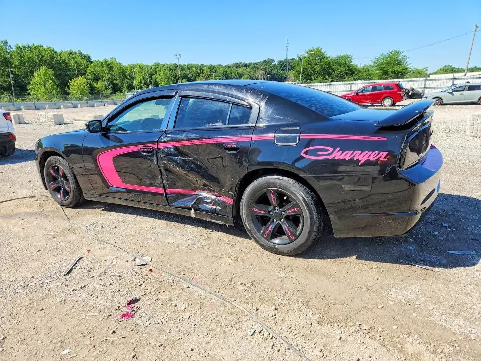 2012 DODGE CHARGER SE  