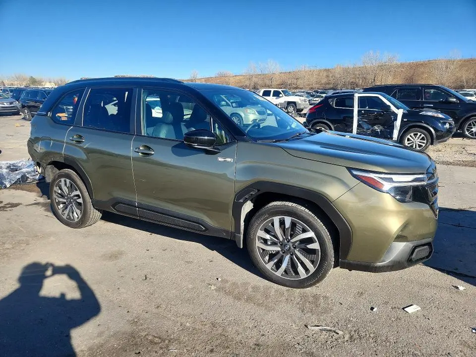 2025 SUBARU FORESTER TOURING  