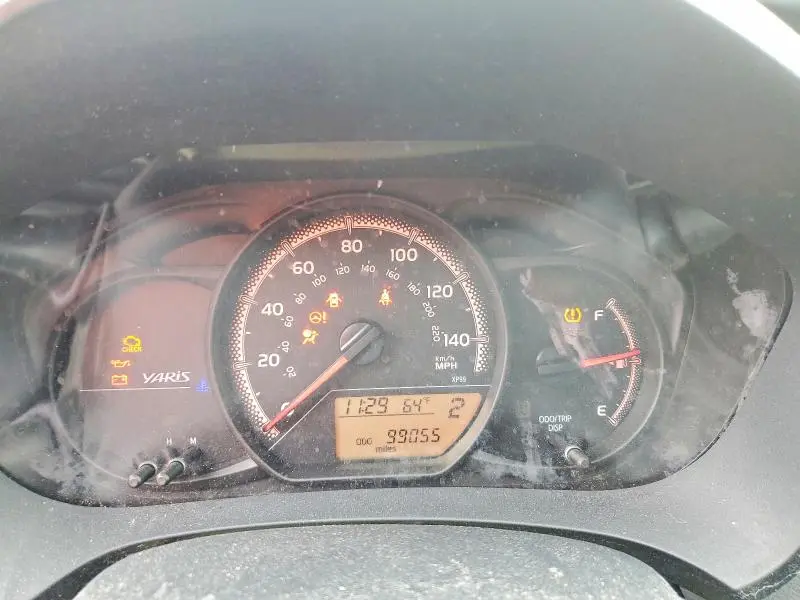 2015 TOYOTA YARIS 5-DOOR LE  
