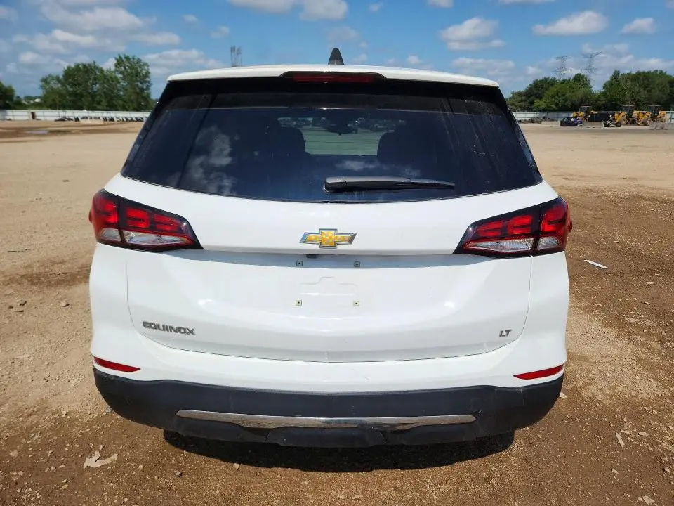 2022 CHEVROLET EQUINOX LT  