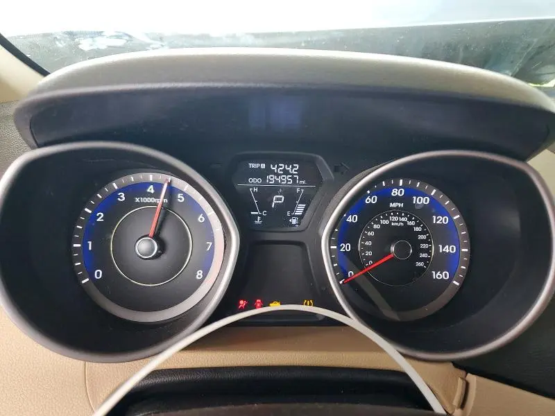 2011 HYUNDAI ELANTRA GLS  