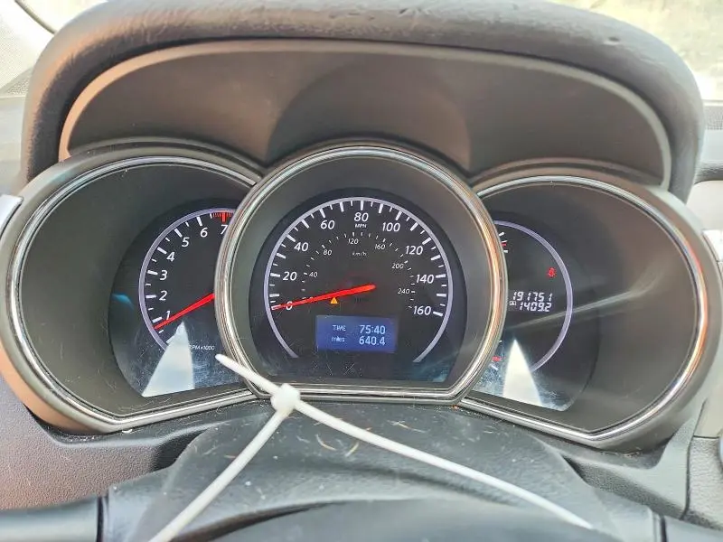 2011 NISSAN MURANO S  
