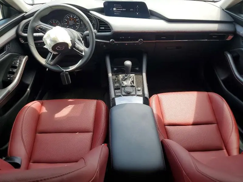 2024 MAZDA 3 PREFERRED  