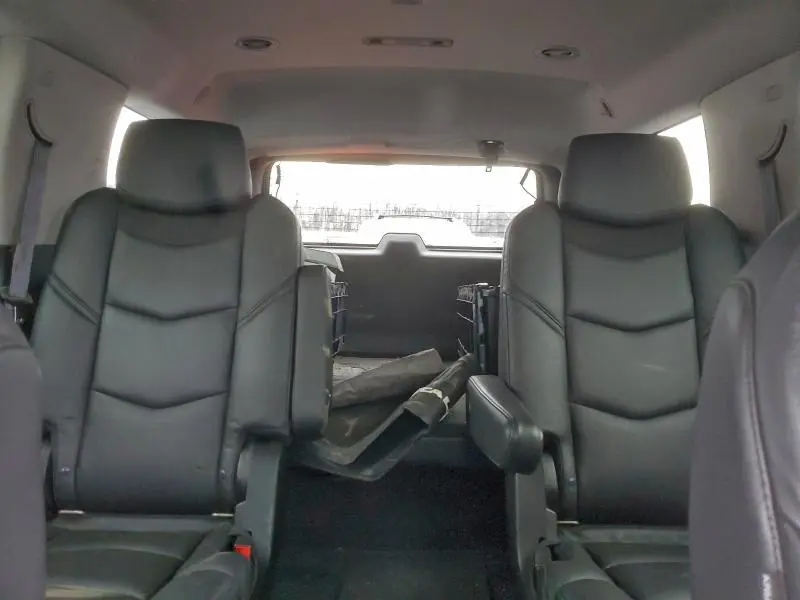 2016 CADILLAC ESCALADE LUXURY  