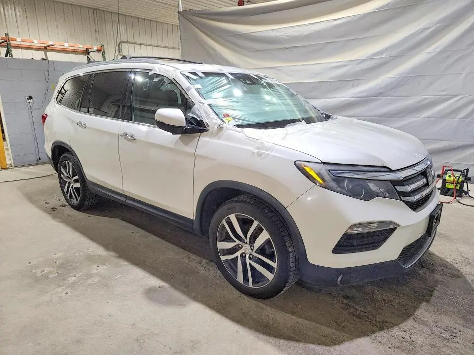 2016 HONDA PILOT ELITE  