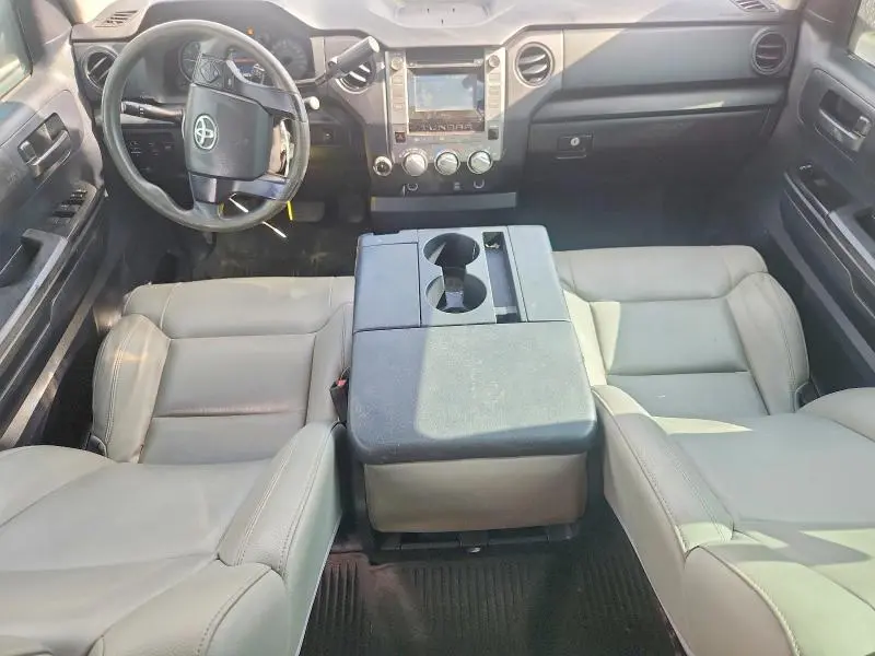 2015 TOYOTA TUNDRA SR  