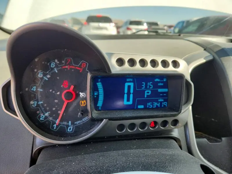 2016 CHEVROLET SONIC LT  