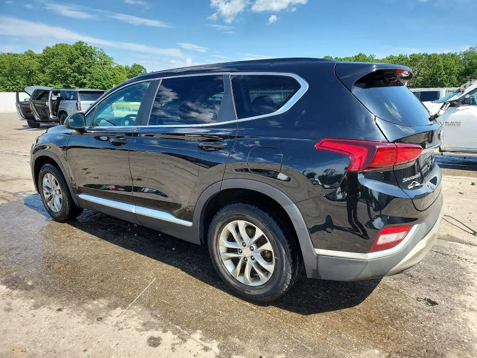2020 HYUNDAI SANTA FE SE  