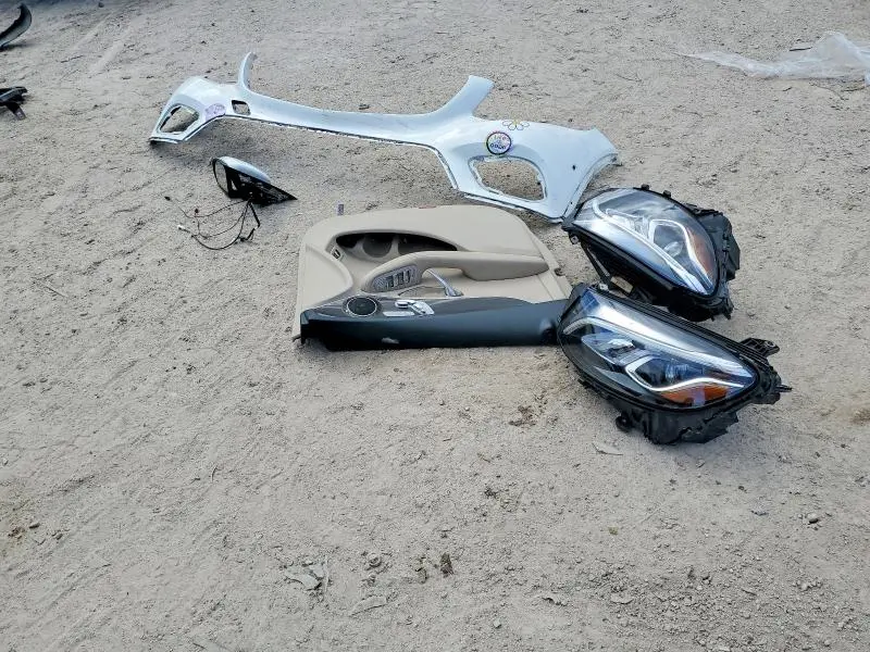 2018 MERCEDES-BENZ GLC 300  