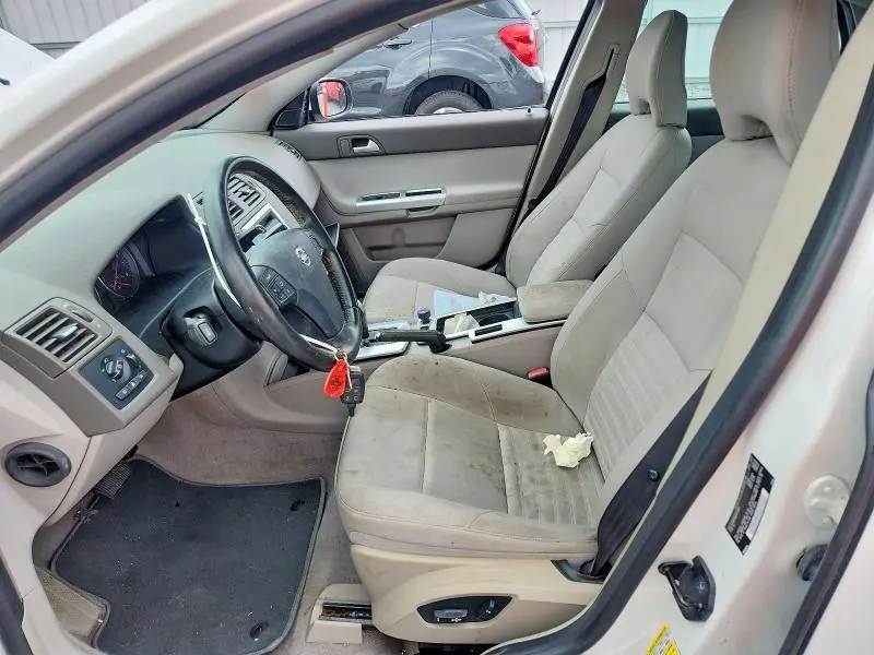 2010 VOLVO S40 2.4I  