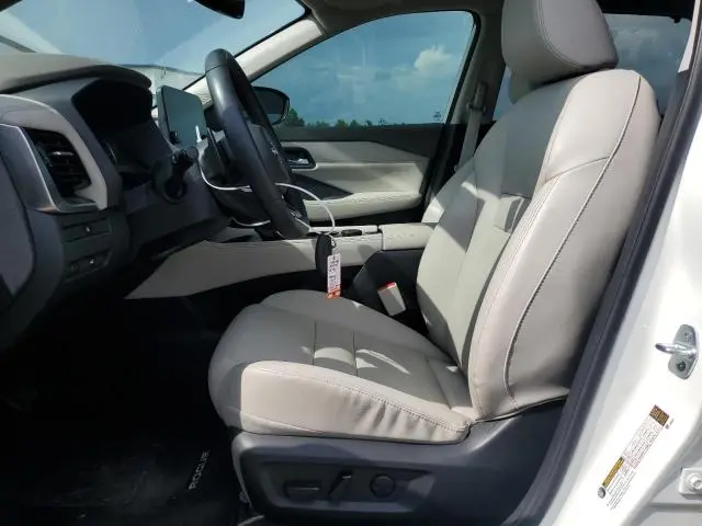 2022 NISSAN ROGUE SL  