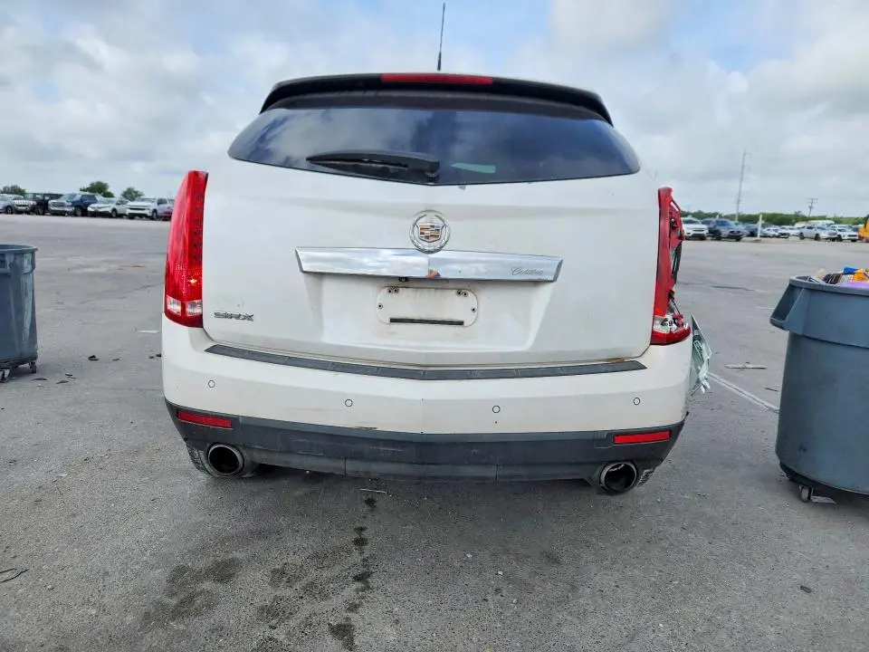 2011 CADILLAC SRX LUXURY COLLECTION  