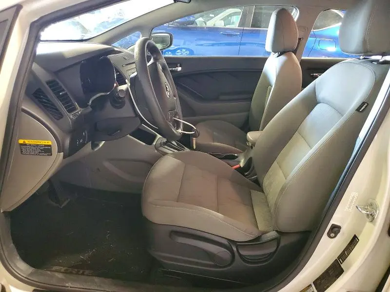 2015 KIA FORTE LX  