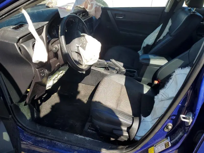 2019 TOYOTA COROLLA SE  