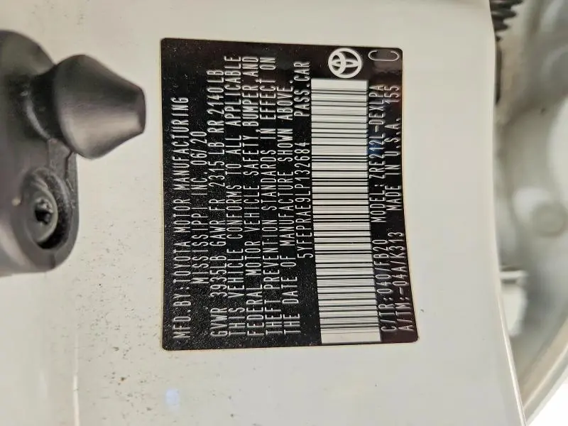 2020 TOYOTA COROLLA LE  