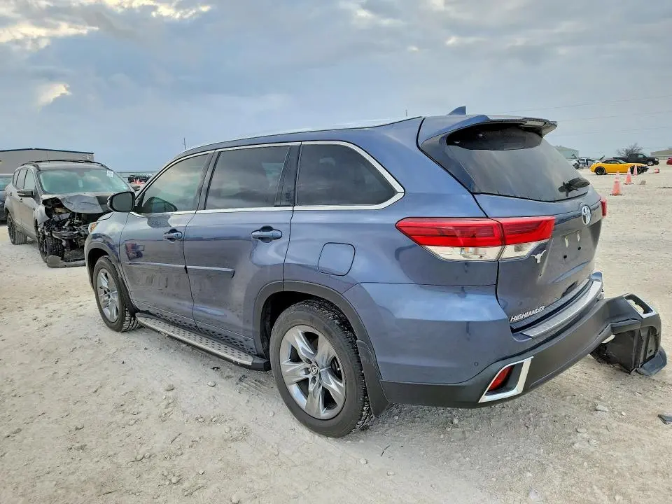 2019 TOYOTA HIGHLANDER LIMITED PLATINUM  