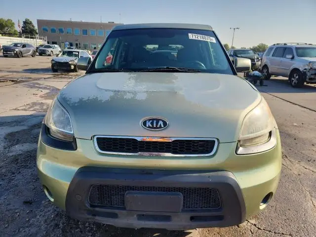 2011 KIA SOUL +  