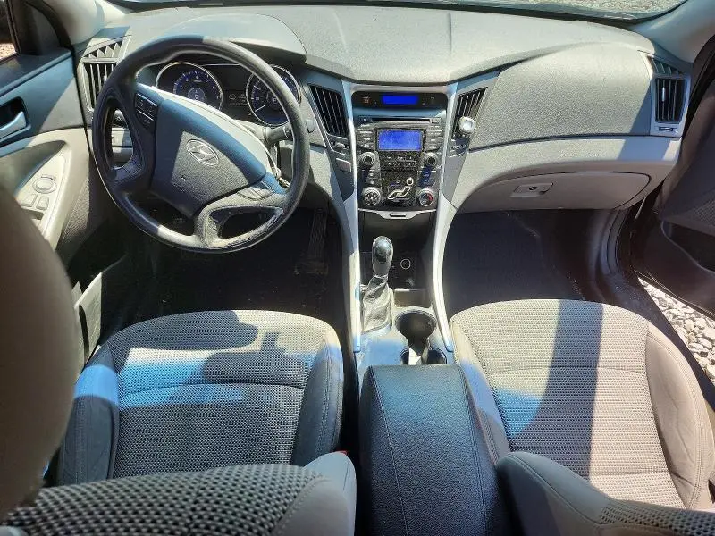 2012 HYUNDAI SONATA GLS  