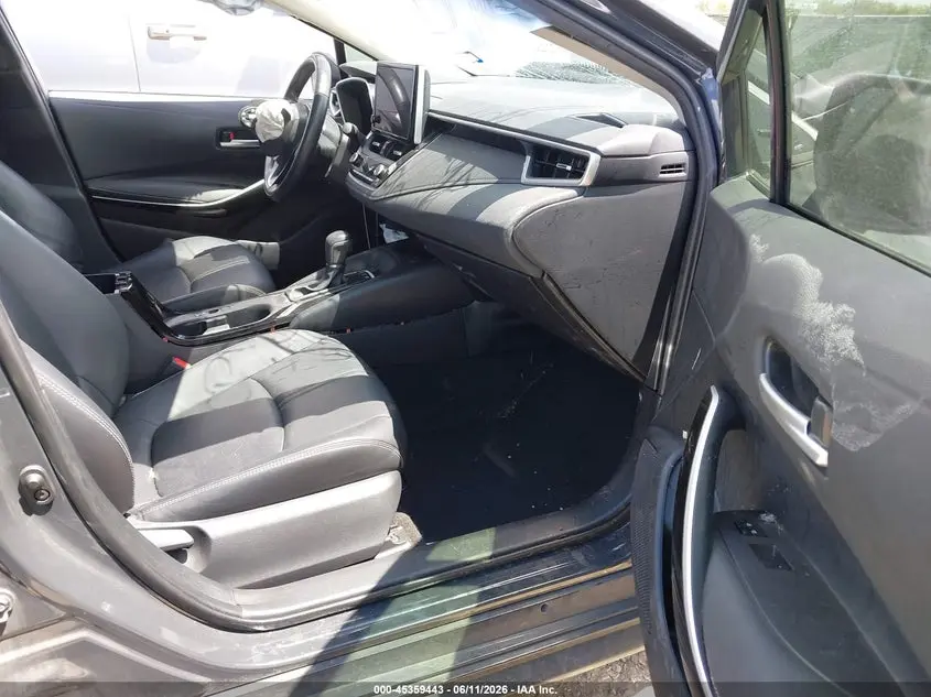 2024 TOYOTA COROLLA HYBRID XLE