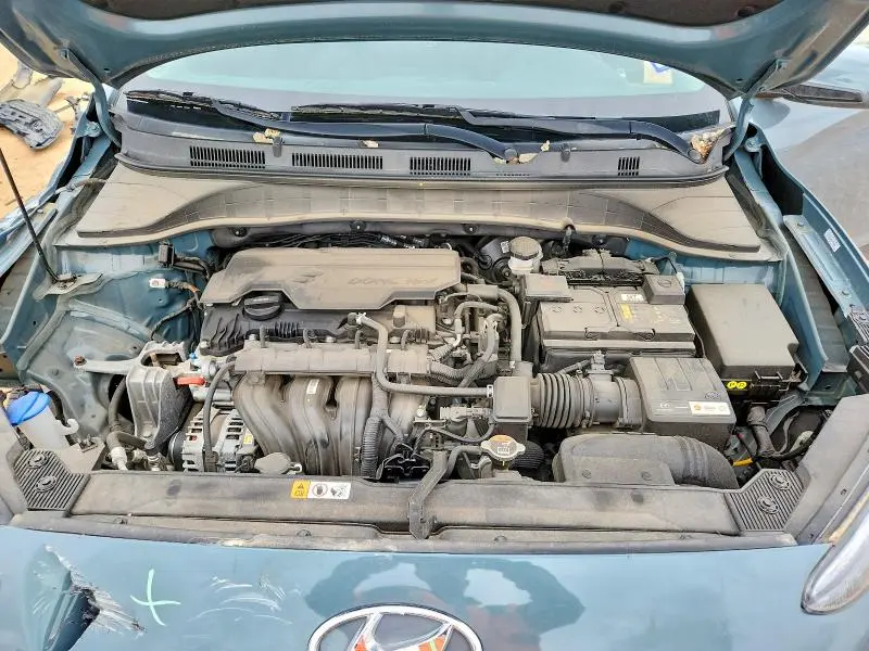 2022 HYUNDAI KONA SE  