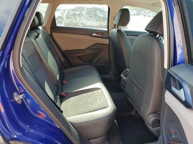 2024 VOLKSWAGEN TAOS SE  