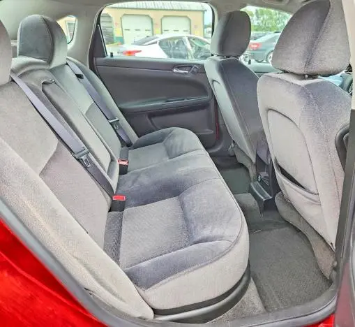 2012 CHEVROLET IMPALA LT  