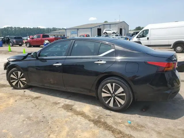 2022 NISSAN ALTIMA SV  