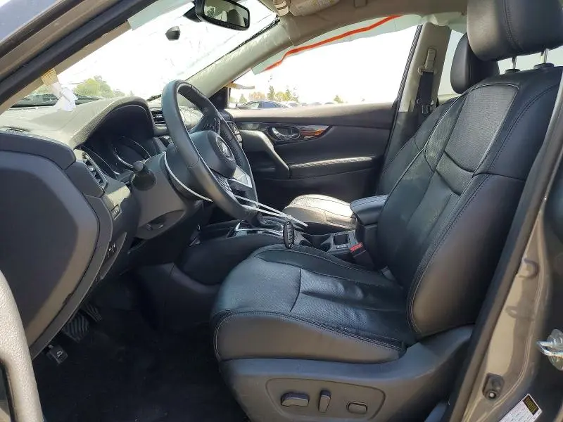 2018 NISSAN ROGUE SL  