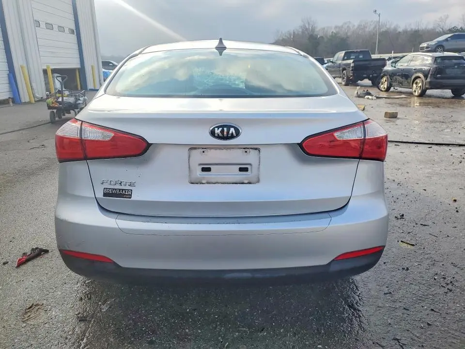 2015 KIA FORTE LX  