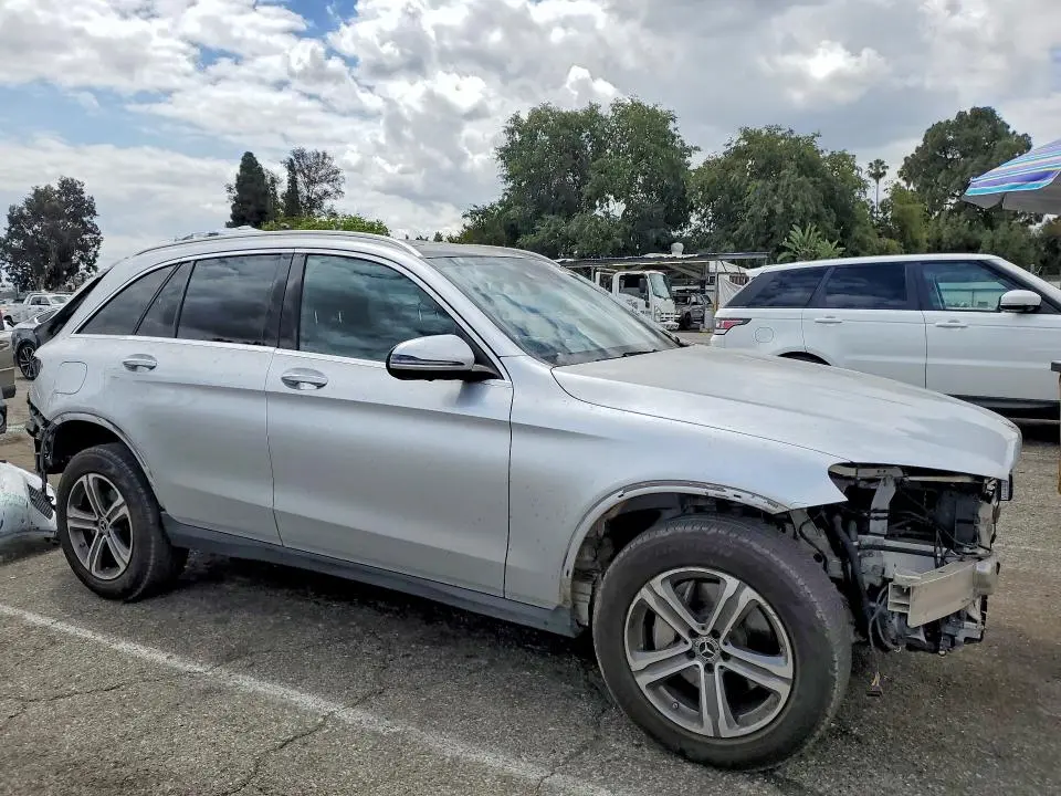 2018 MERCEDES-BENZ GLC 300 4MATIC  