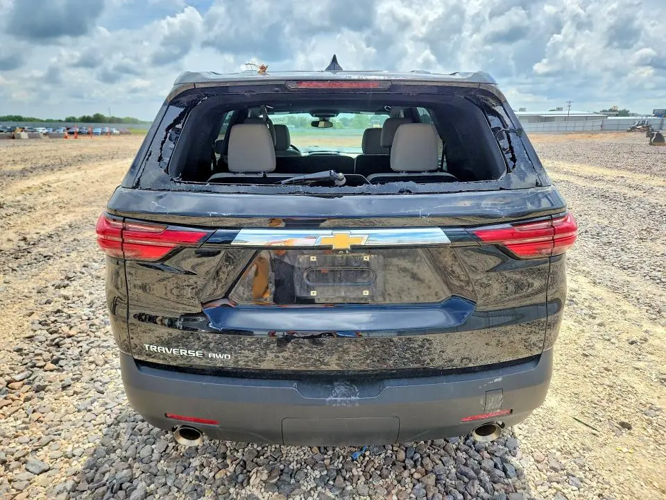 2022 CHEVROLET TRAVERSE LS  