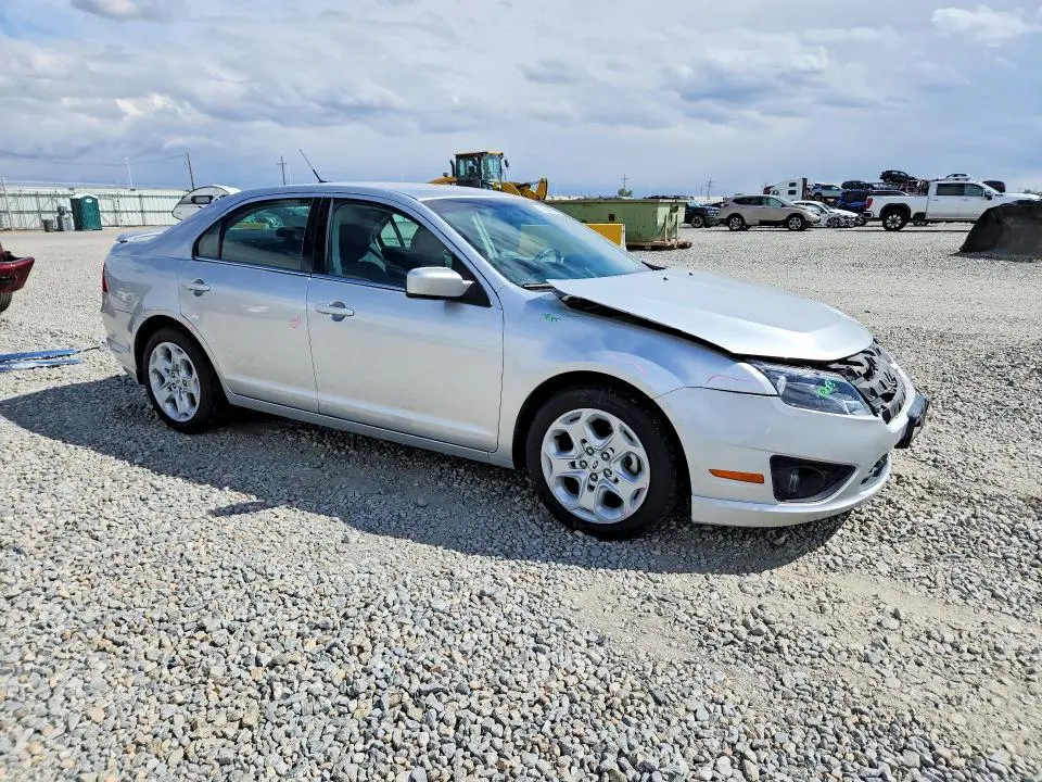 2011 FORD FUSION SE  