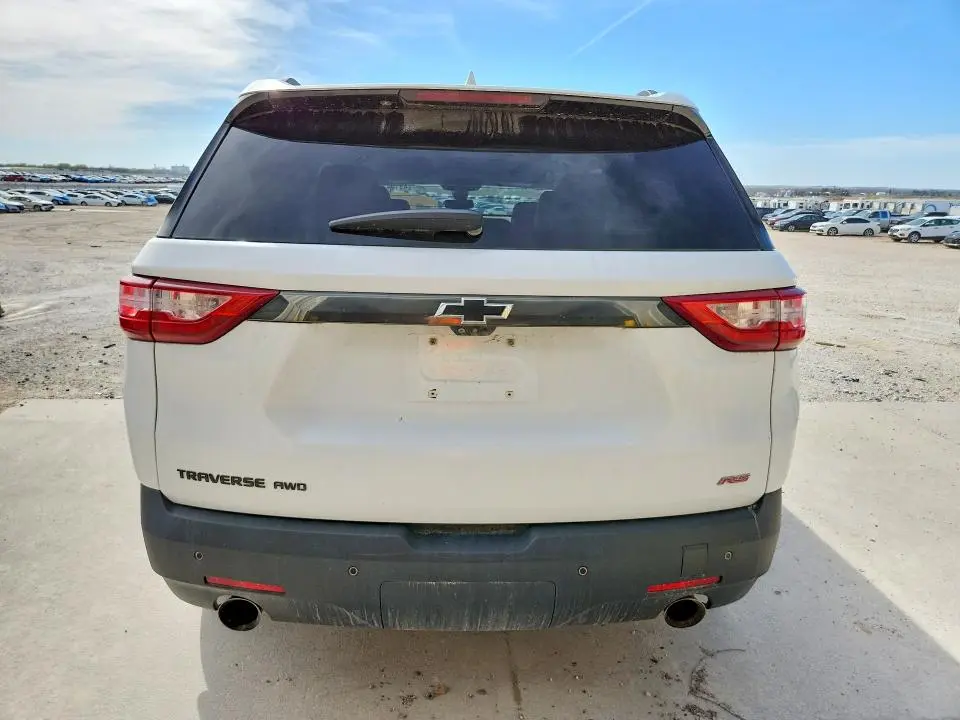 2021 CHEVROLET TRAVERSE RS  
