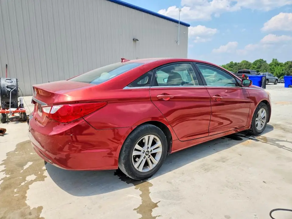 2013 HYUNDAI SONATA GLS  