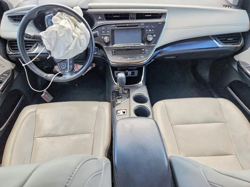 2018 TOYOTA AVALON LIMITED  