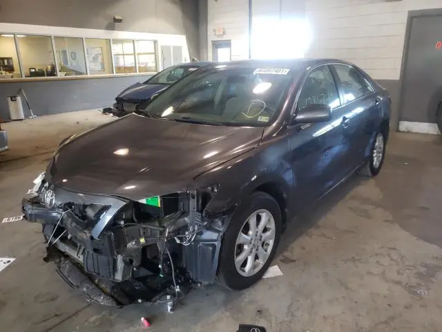 2010 TOYOTA CAMRY BASE