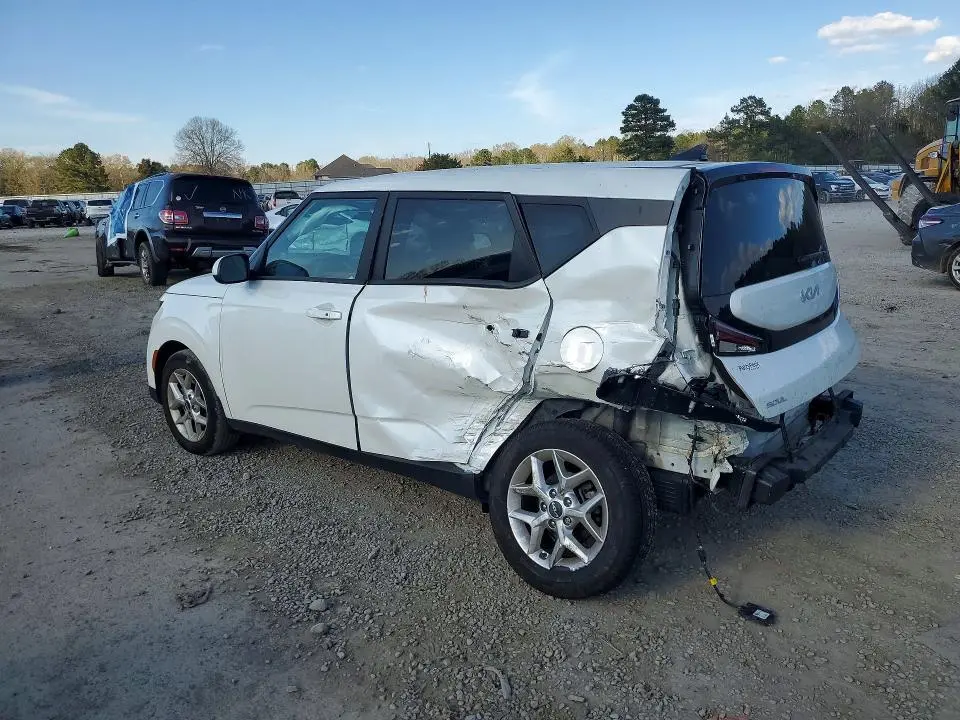 2023 KIA SOUL S  
