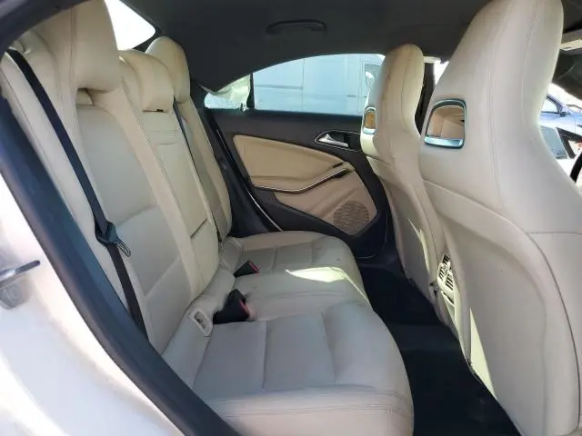 2019 MERCEDES-BENZ CLA 250  