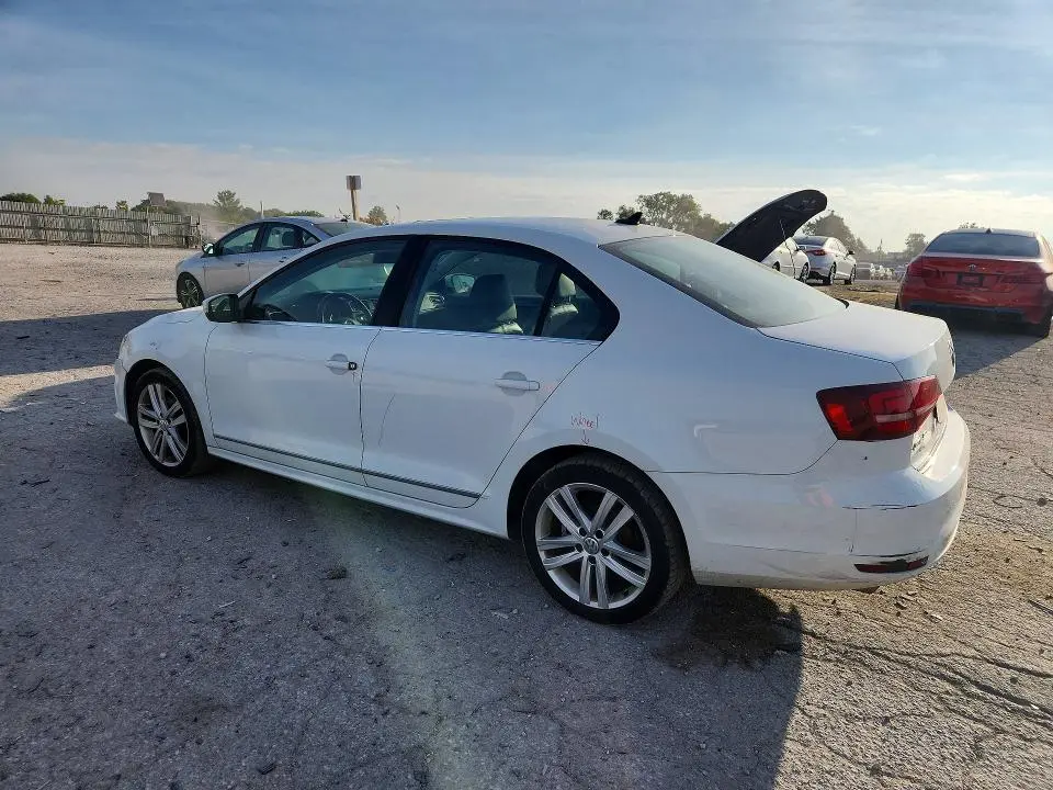 2017 VOLKSWAGEN JETTA SEL  