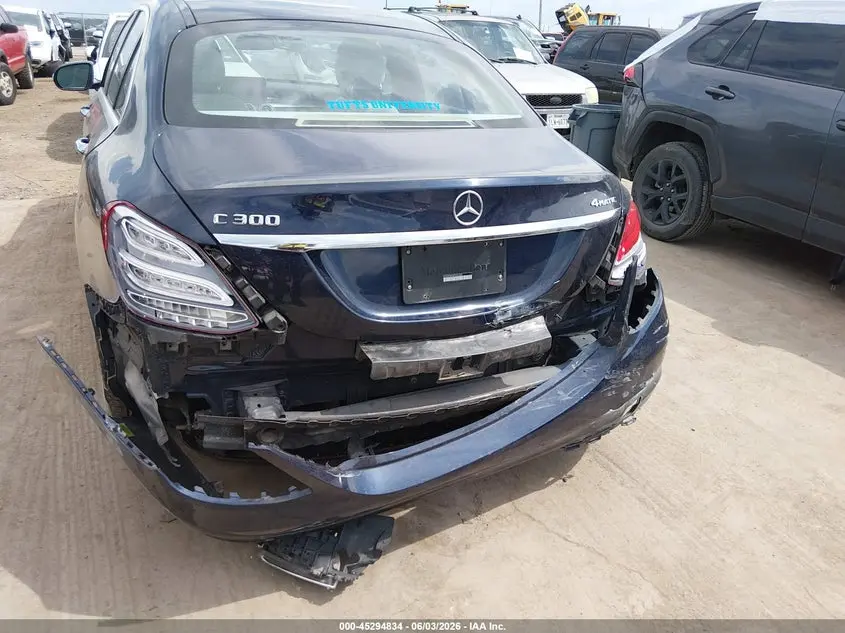 2015 MERCEDES-BENZ C 300 4MATIC