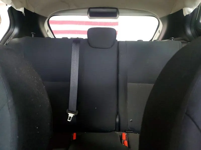 2023 NISSAN KICKS S  
