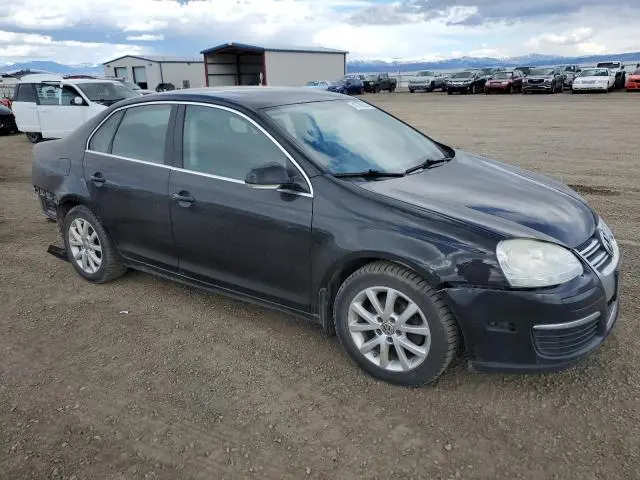 2010 VOLKSWAGEN JETTA SE  